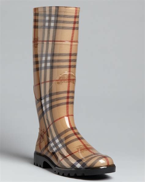 bloomingdale's burberry boots